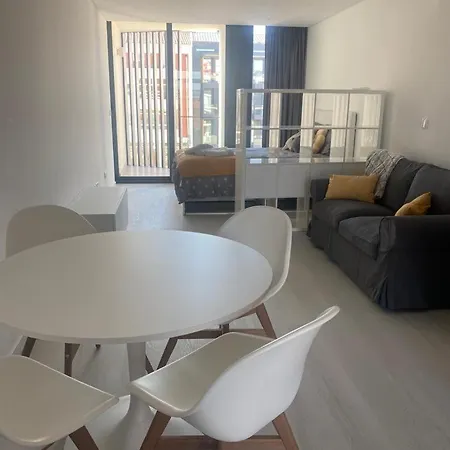 Apartment Sweet Twins